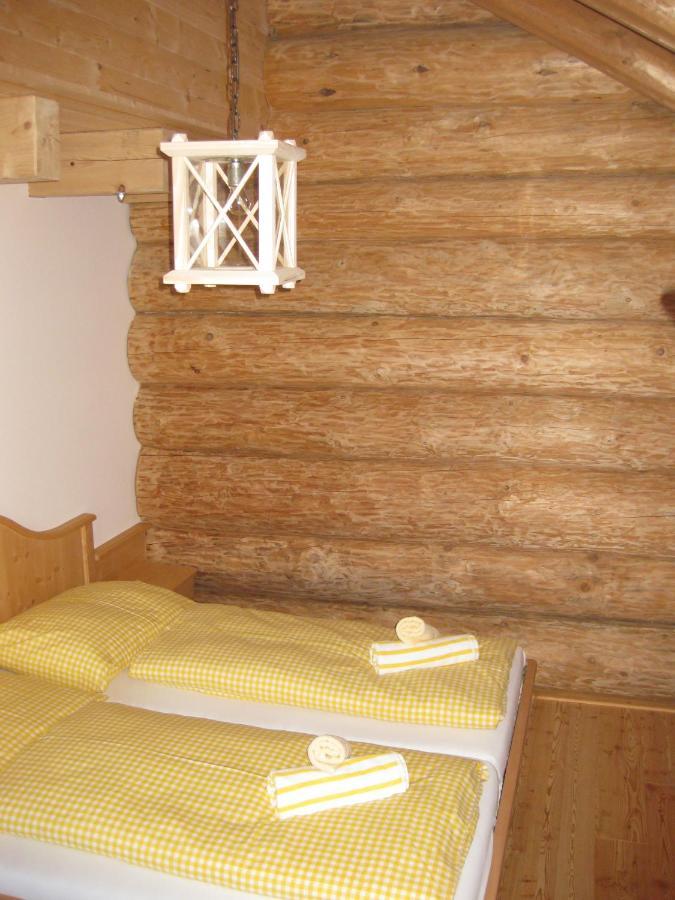 Bärenhütte Tröpolach-Nassfeld Jenig Exterior foto